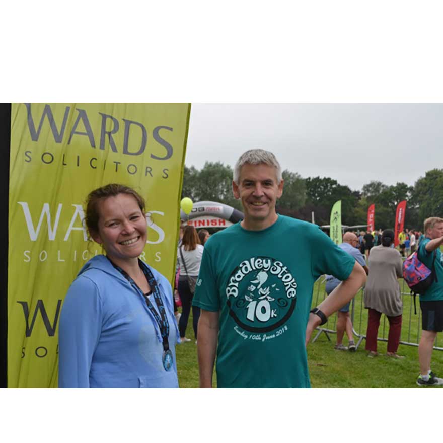 Wards Solicitors’ record breaking runner returns to the track with a tribute to Bradley Stoke banner
